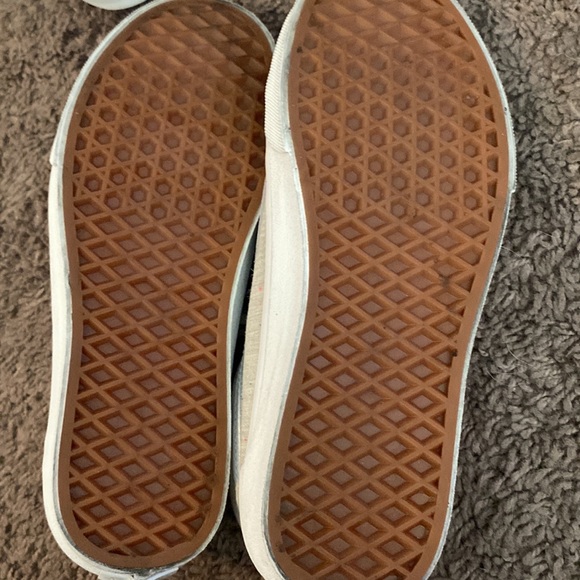 VANS - Picture 4 of 4